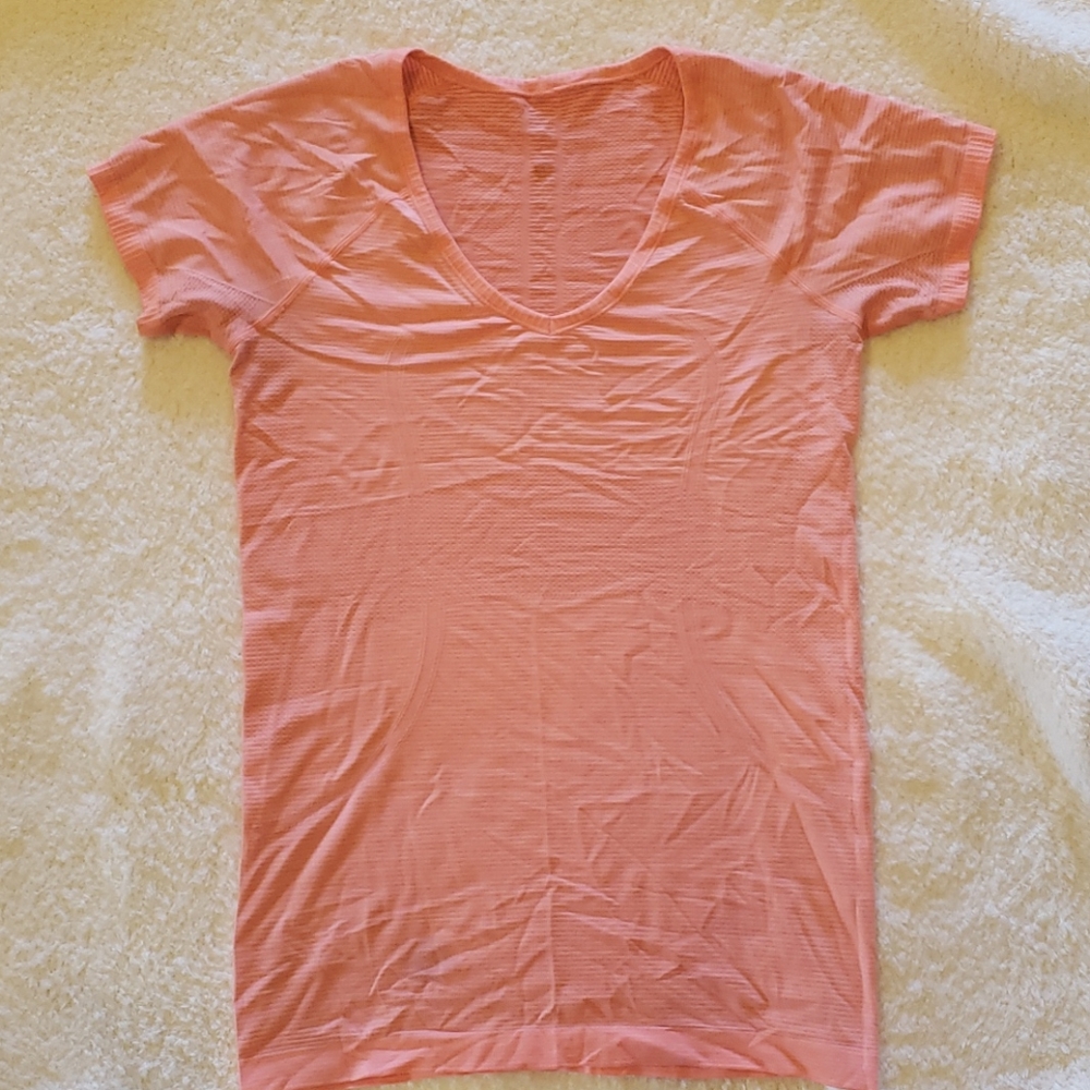 Lululemon swiftly tech v-neck